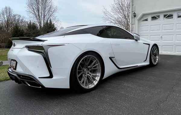 Lexus LC500、LC500h R STYLE Pre-preg Carbon Rear Canards